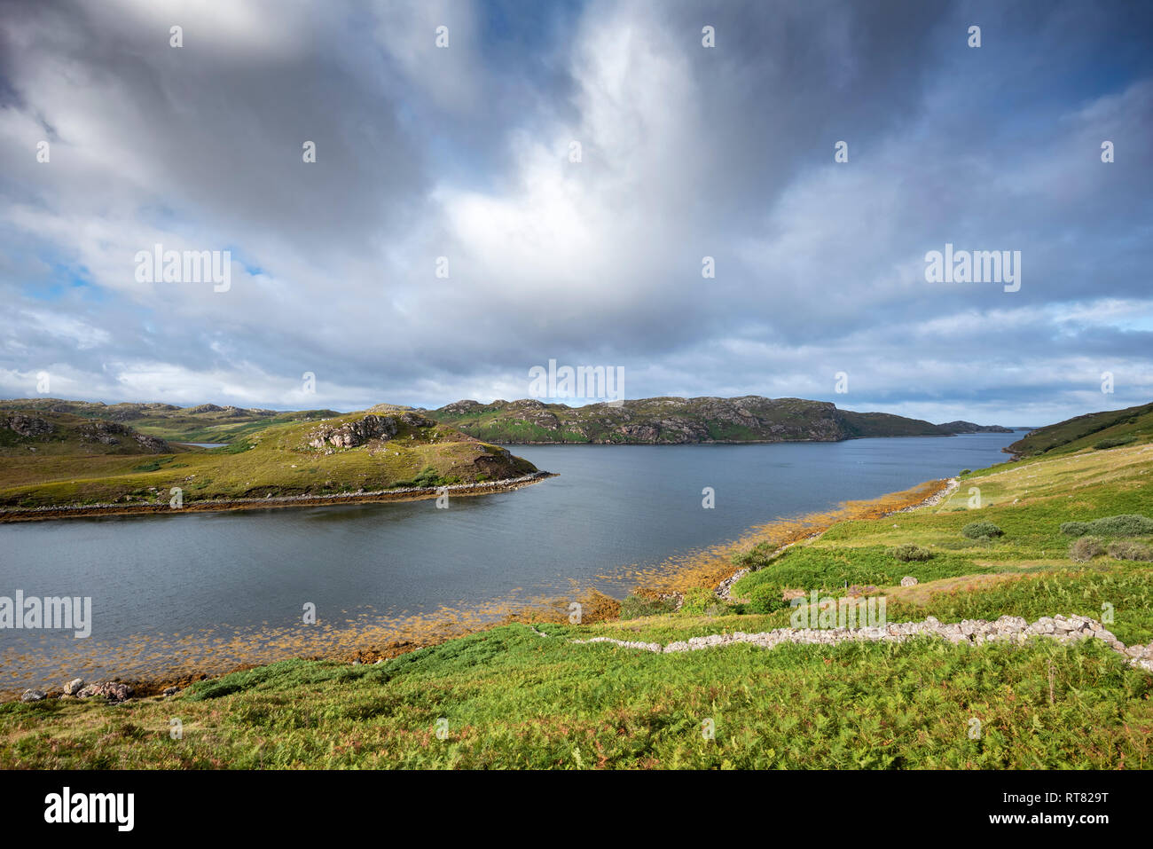 Royaume-uni, Ecosse, Highland, Sutherland, Tongue, Loch Inchard et soleil Banque D'Images