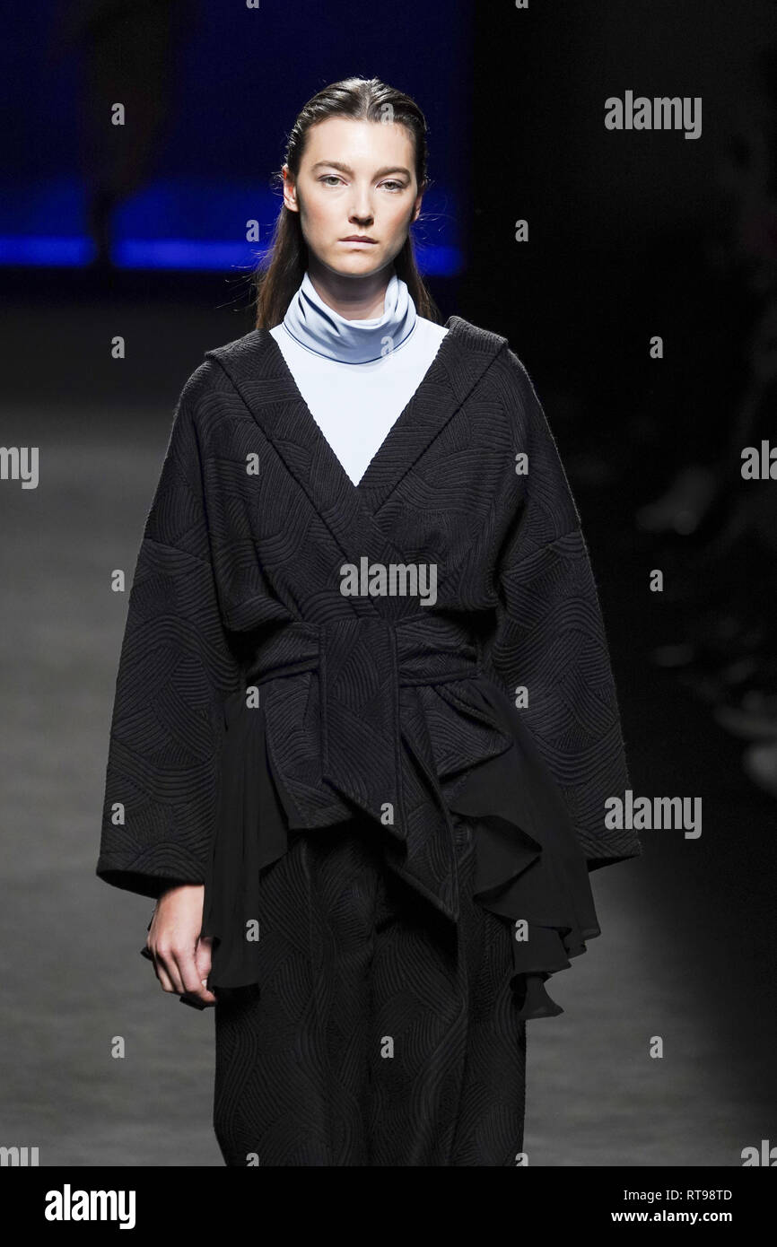 Mercedes-Benz Fashion Week Automne/Hiver 2019/2020 Madrid - Inunez - Podium avec modèle : où : Madrid, Communauté de Madrid, Espagne Quand : 28 Jan 2019 Crédit : Oscar Gonzalez/WENN.com Banque D'Images