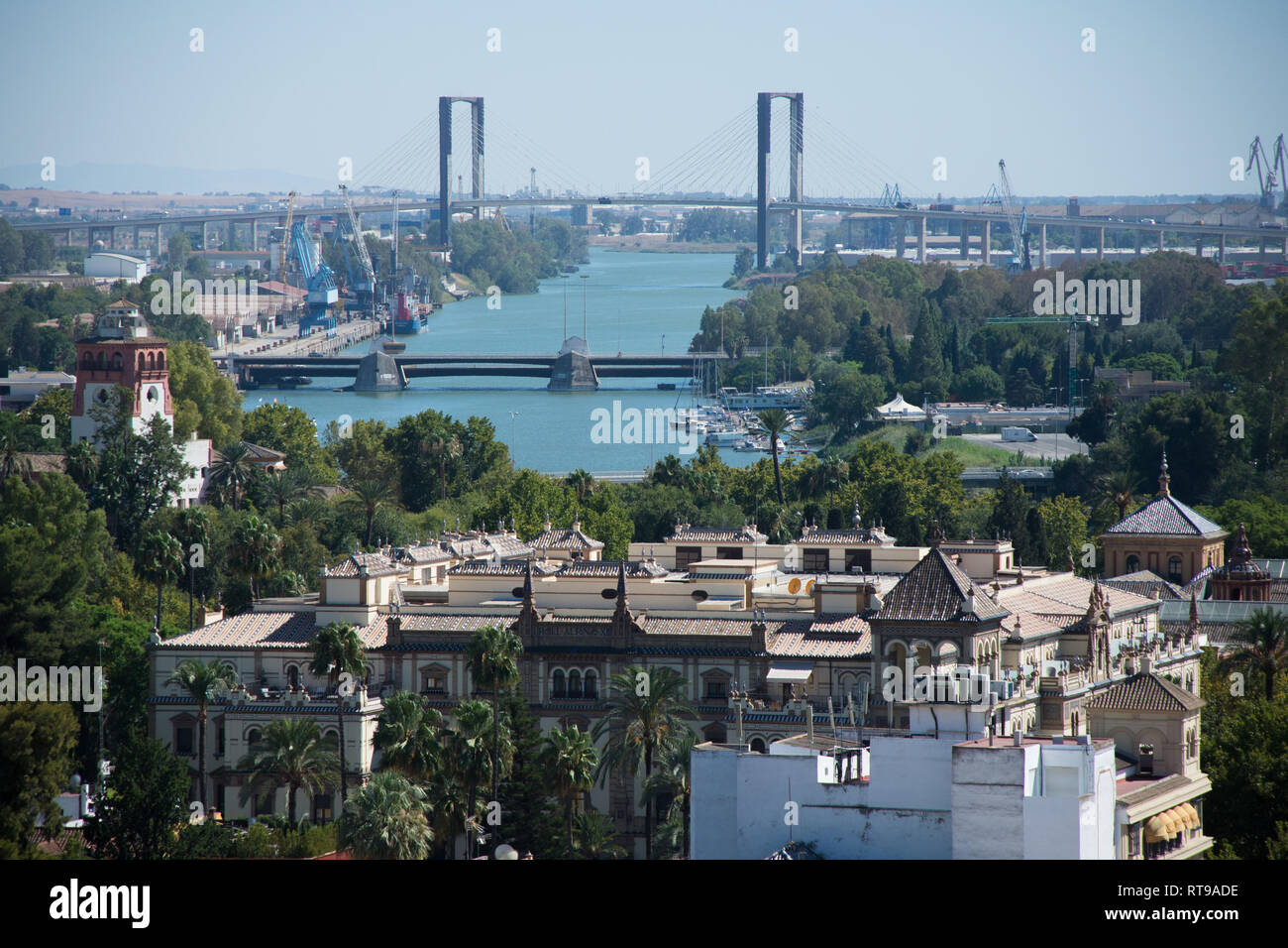 Le pont du centenaire Banque de photographies et d’images à haute