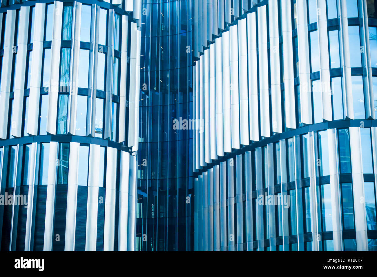 Détails de la nouvelle Grande Punto Pankrac immeuble de bureaux du quartier Pankrác gratte-ciel à Prague, République Tchèque Banque D'Images
