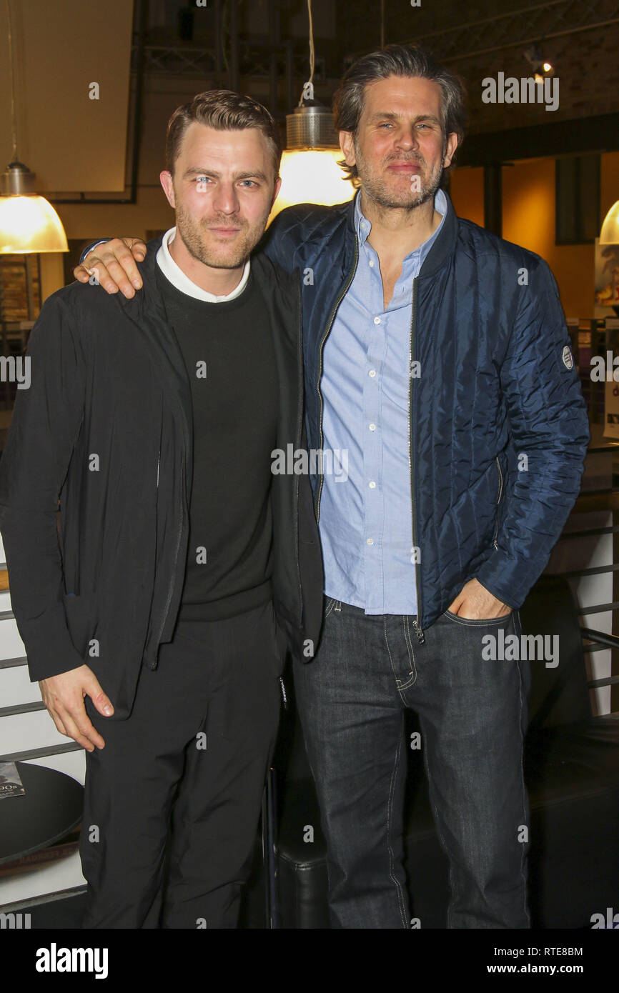 Berlin, Deutschland. 28 Février, 2019. Friedrich Muecke, Steffen Groth bei der Kino Film Premiere Wie gut ist deine Beziehung im Kino in der Kulturbrauerei à Berlin am Dienstag 28.02.2019 | Verwendung weltweit Credit : dpa/Alamy Live News Banque D'Images