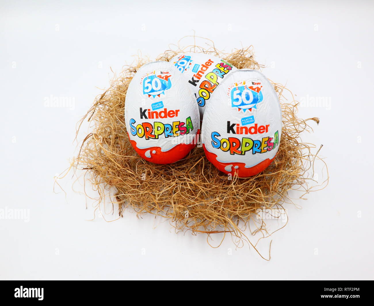 Kinder Überraschung 3 Leere Große Maxi Ei Kapseln In Türkis Von Ferrero