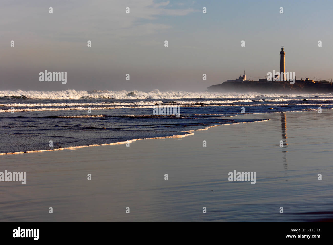 Plage de l'océan atlantique, Casablanca, Maroc Banque D'Images