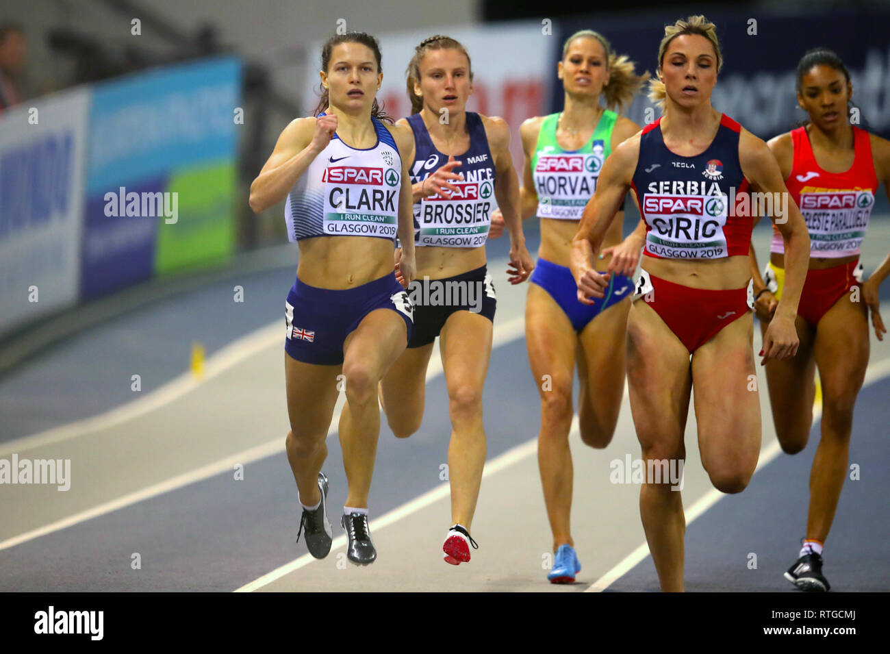 Great Britain's Zoey Clark (à gauche) participe à la Women's 400m 1 au cours de la première journée de l'Indoor d'athlétisme à l'Emirates Arena, Glasgow. Banque D'Images