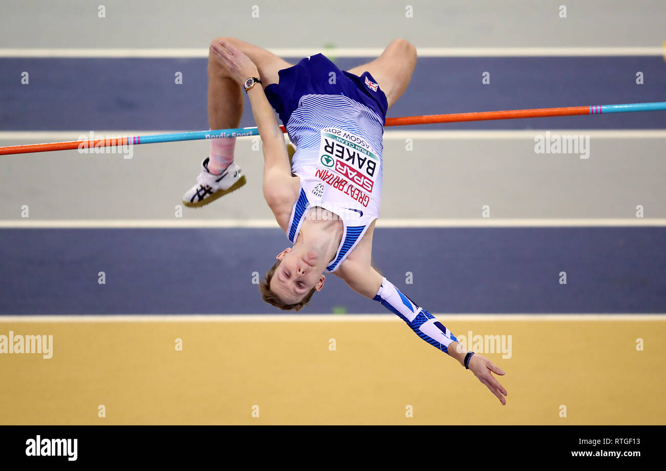 La Grande-Bretagne Chris Baker fait concurrence à l'épreuve de qualification du saut en hauteur au cours de la première journée de l'Indoor d'athlétisme à l'Emirates Arena, Glasgow. Banque D'Images