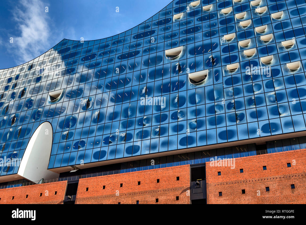 Elbphilharmonie (2017), l'Elbe Philharmonic Hall, HafenCity, Hambourg, Allemagne Banque D'Images