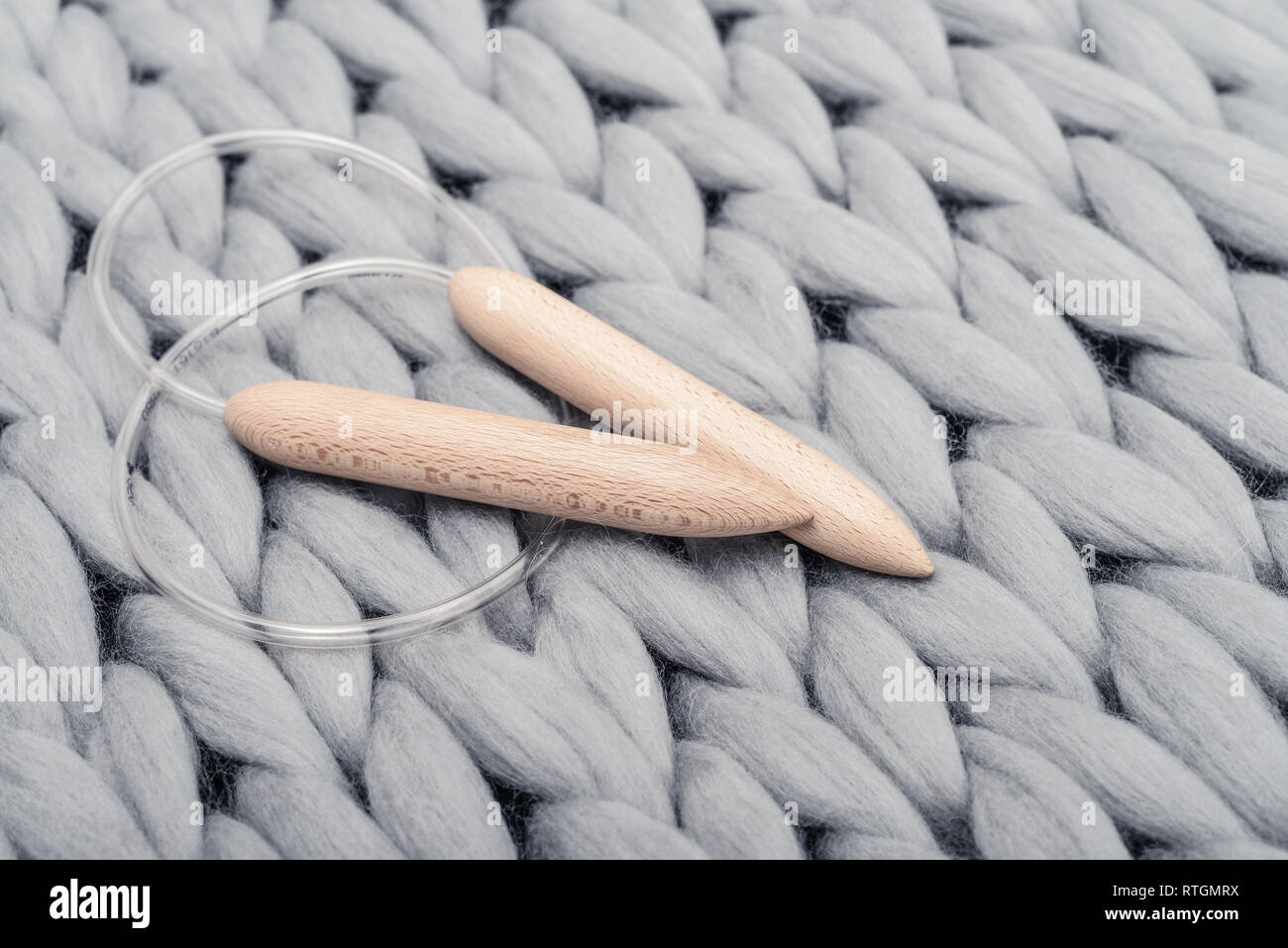 Pelote Laine Grosse Maille Tricot chunky pour couvertures à tricoter à la  main Super Soft Big Jumbo Couverture de fils Pelote Laine Epaisse (Color 