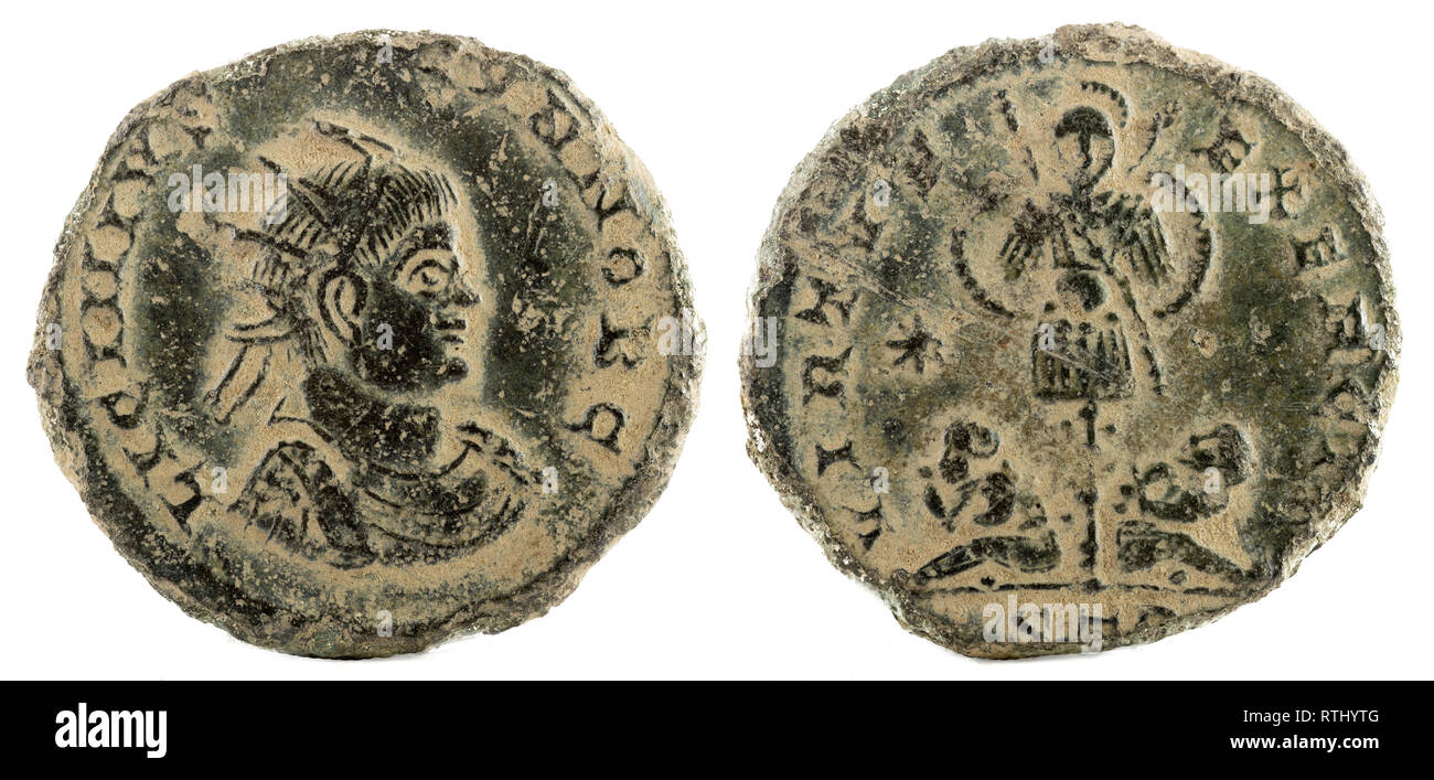 Pièce de cuivre antique romaine de l'Empereur Licinius II. Banque D'Images