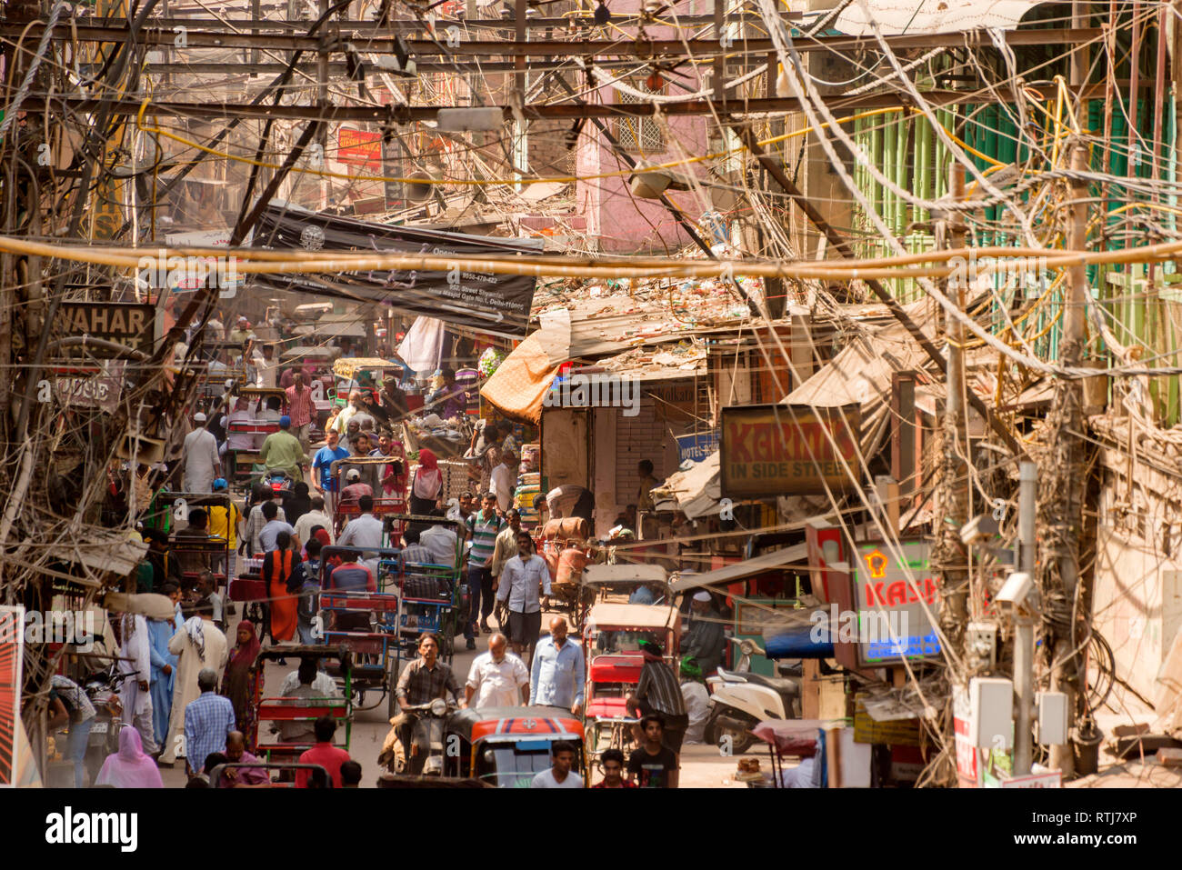 Street dans la vieille ville, New Delhi, Inde Banque D'Images