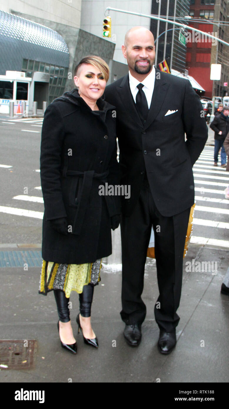 New York, NY, USA. 06Th Mar, 2019. Albert Pujols Pujols Deidre, vu arriver à la Journée internationale des femmes à l'ONU à New York le 01 mars 2019. Credit : Rw/media/Alamy Punch Live News Banque D'Images