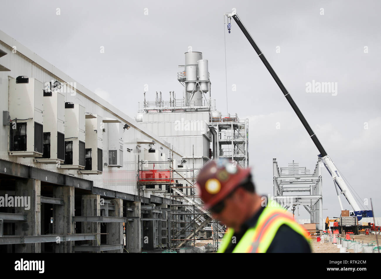 Paroisse de St James, USA. 1er mars 2019. La photo prise le 28 février 2019 montre la construction de l'emplacement de Yuhuang méthanol du projet en St. James Parish, Louisiane, aux États-Unis. Le projet Yuhuang méthanol, le plus grand investissement nouveau dans le méthanol par une société chinoise dans le sud de l'état américain de la Louisiane, fait des progrès considérables dans sa construction, selon le Yuhuang Chemical Inc. (YCI) le vendredi. Credit : Wang Ying/Xinhua/Alamy Live News Banque D'Images