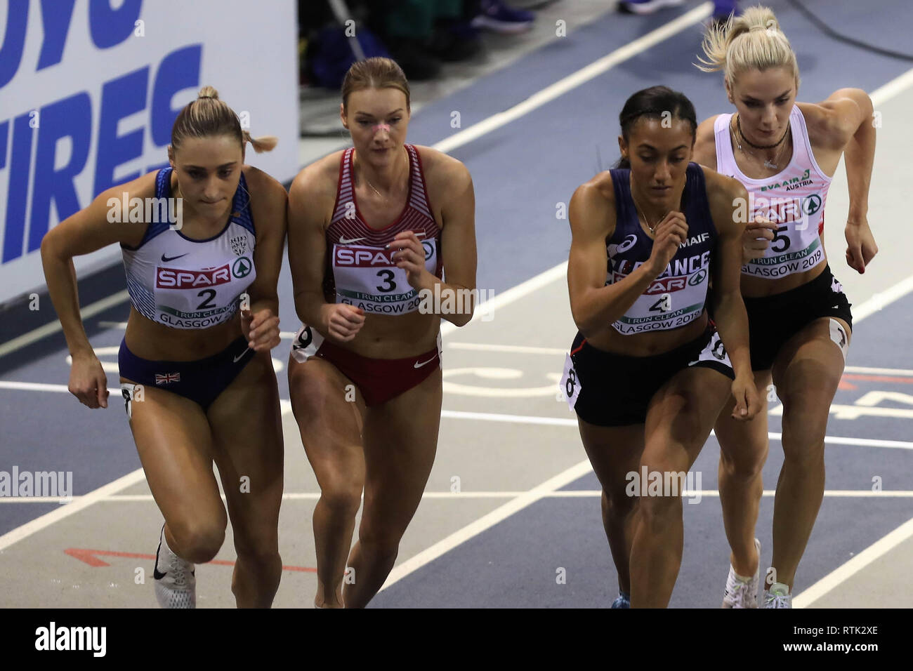 Glasgow, Ecosse, Royaume-Uni. 1er mars 2019. Niamh Emerson de Grande-Bretagne et Solene taurins Ndama de France 800 m au cours de l'Pentathlon Europe d'athlétisme en salle 2019 de Glasgow le 1 mars 2019 à l'Emirates Arena de Glasgow, Ecosse - Photo Laurent Lairys / DPPI Crédit : Laurent Locevaphotos Lairys/agence/Alamy Live News Banque D'Images