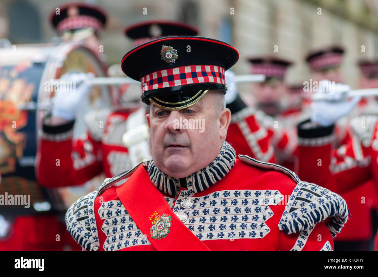 Glasgow, Ecosse, Royaume-Uni. 2 mars, 2019. Membres prenant part dans la ville de Glasgow Courcelles Branch Club garçons apprentis de Derry Procession à travers les rues de la ville, y compris le dépôt de couronnes de fleurs au cénotaphe de George Square. Credit : Skully/Alamy Live News Banque D'Images