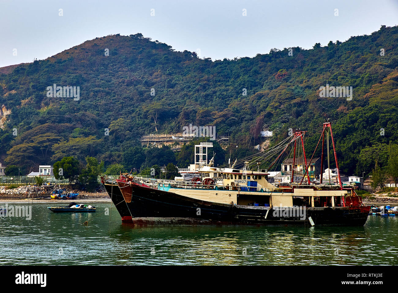 Le village de Tai O a été sur Lantau depuis au moins le 16ème siècle et est aujourd'hui à la fois un village de pêcheurs et une attraction touristique. Banque D'Images