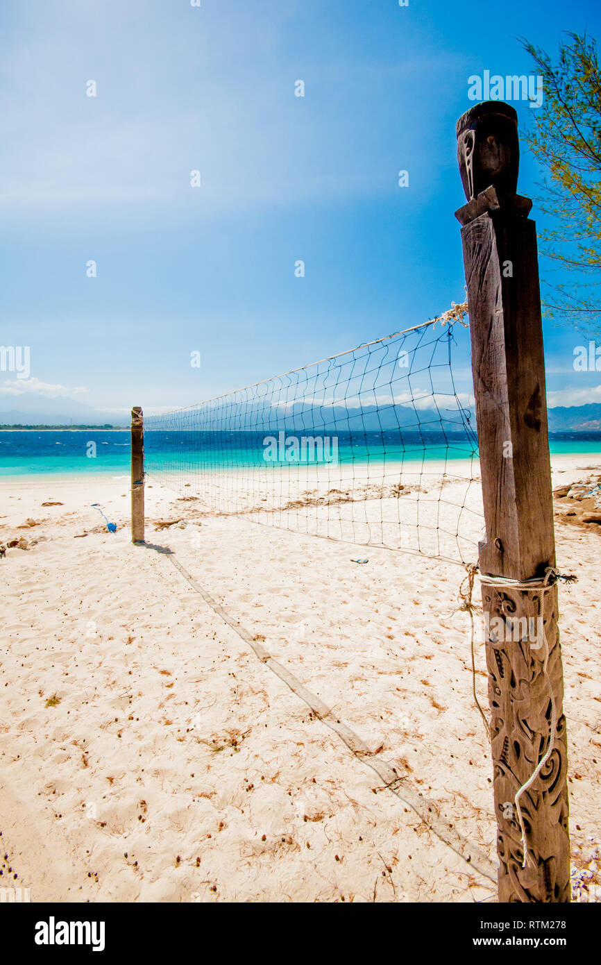 Filet de volley-ball de plage à l'île de Gili Meno. L'Indonésie Banque D'Images