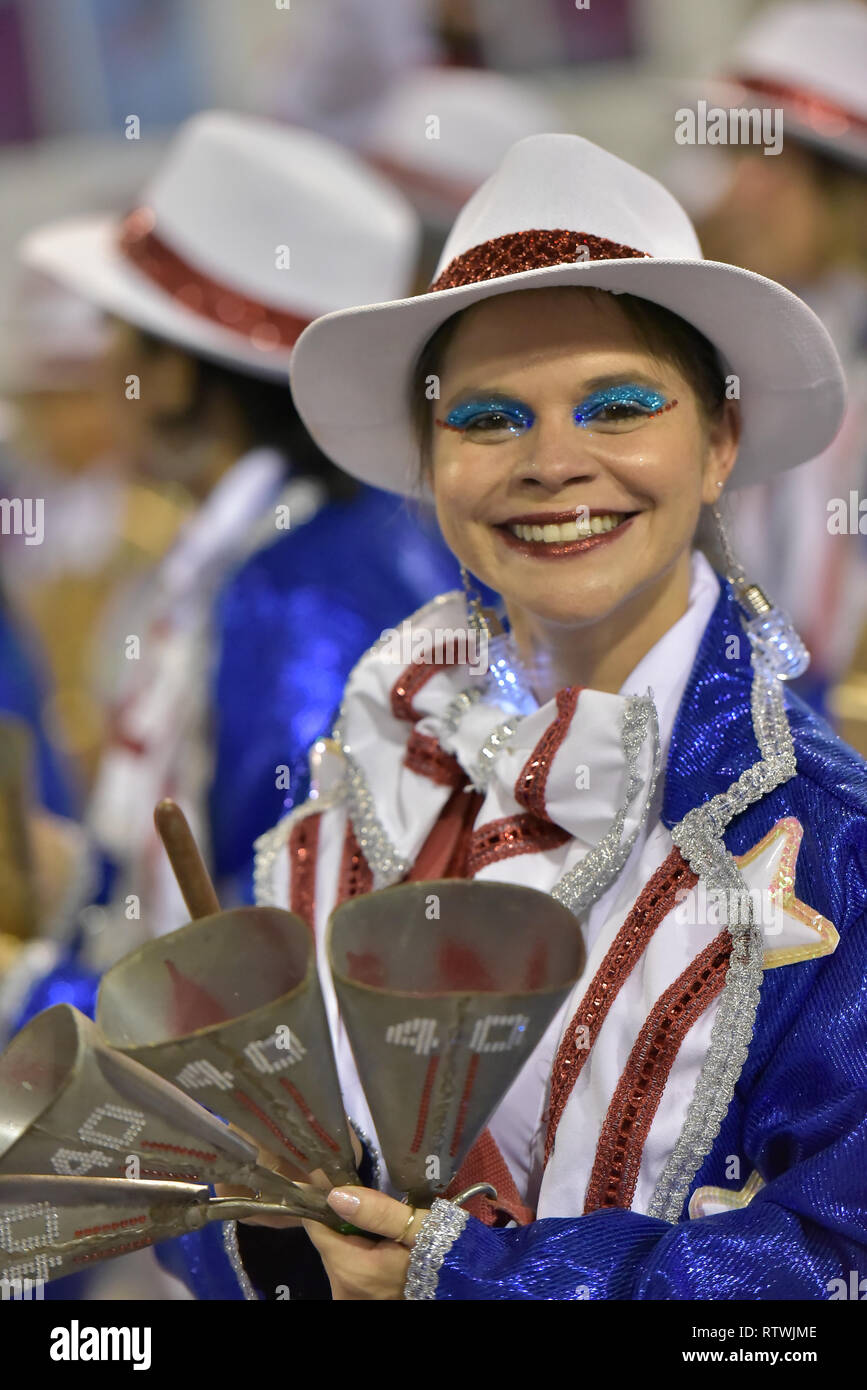 RJ - Rio de Janeiro - 03/02/2019 - défilé de carnaval à Rio Estacio 2019 - Défilé de l'ESTACIO DE SA à l'école de samba durant la présentation des écoles de samba du groupe A à la Sambódromo da la place Marques de Sapucai au Carnaval de Rio 2019 Photo : Thiago Ribeiro / AGIF Banque D'Images