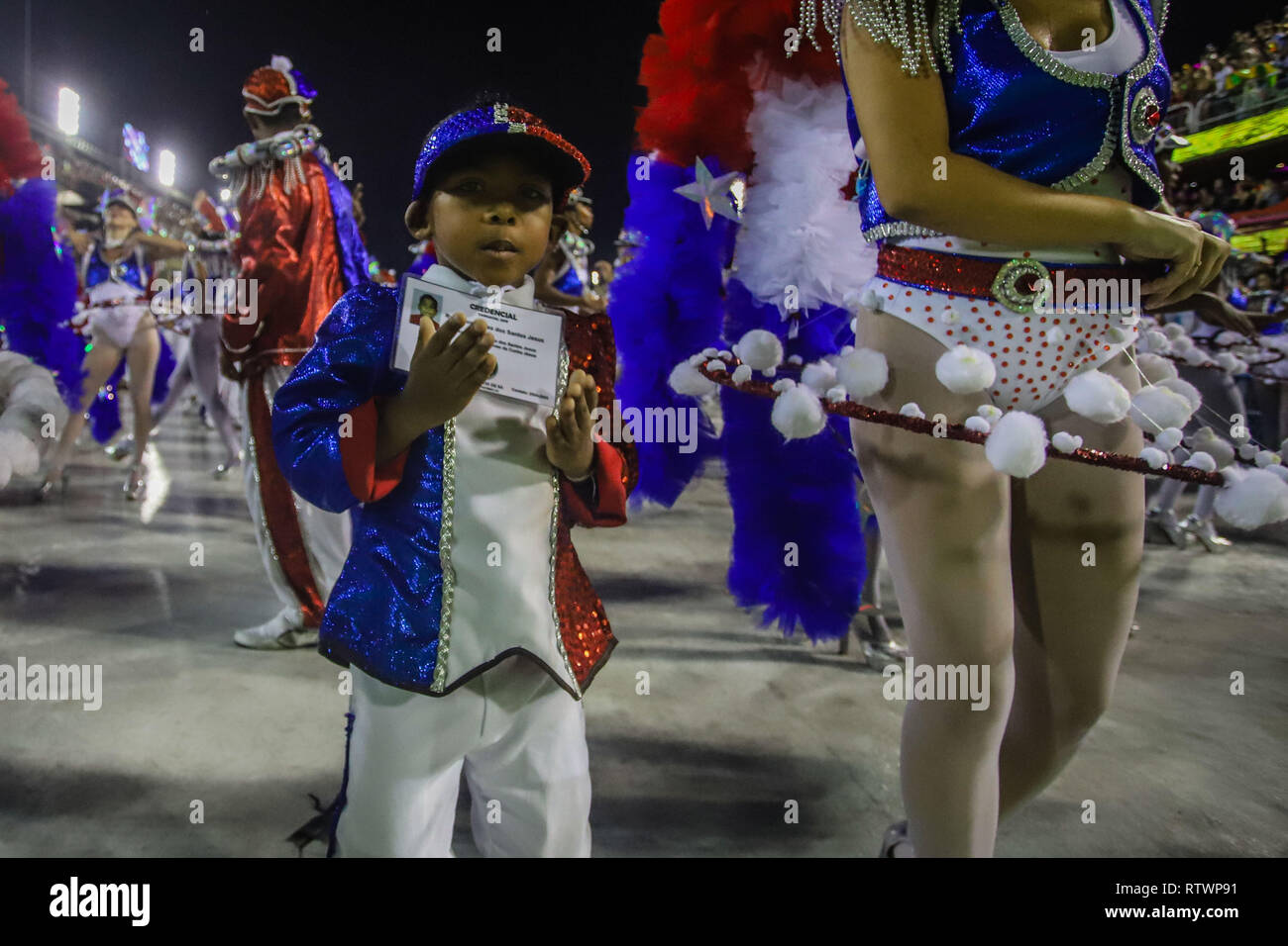 Rio de Janeiro, Brésil. 06Th Mar, 2019. Membre de l'Estácio de Sá école de samba pendant le Carnaval 2019 Défilé de série A dans la place Marques do Sapucaí Sambódromo dans la ville de Rio de Janeiro ce samedi, 02. (Photo : William Volcov/Brésil Photo Presse) Credit : Brésil Photo Presse/Alamy Live News Banque D'Images