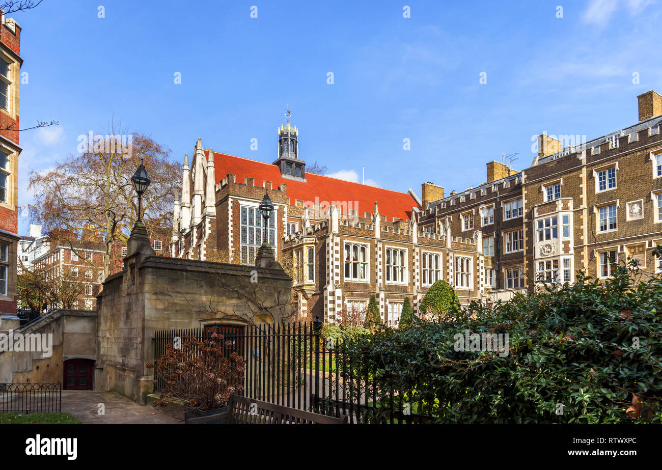 Inns of Court : Elizabethan Middle Temple Hall, Middle Temple Lane, London EC4 et le jardin Banque D'Images