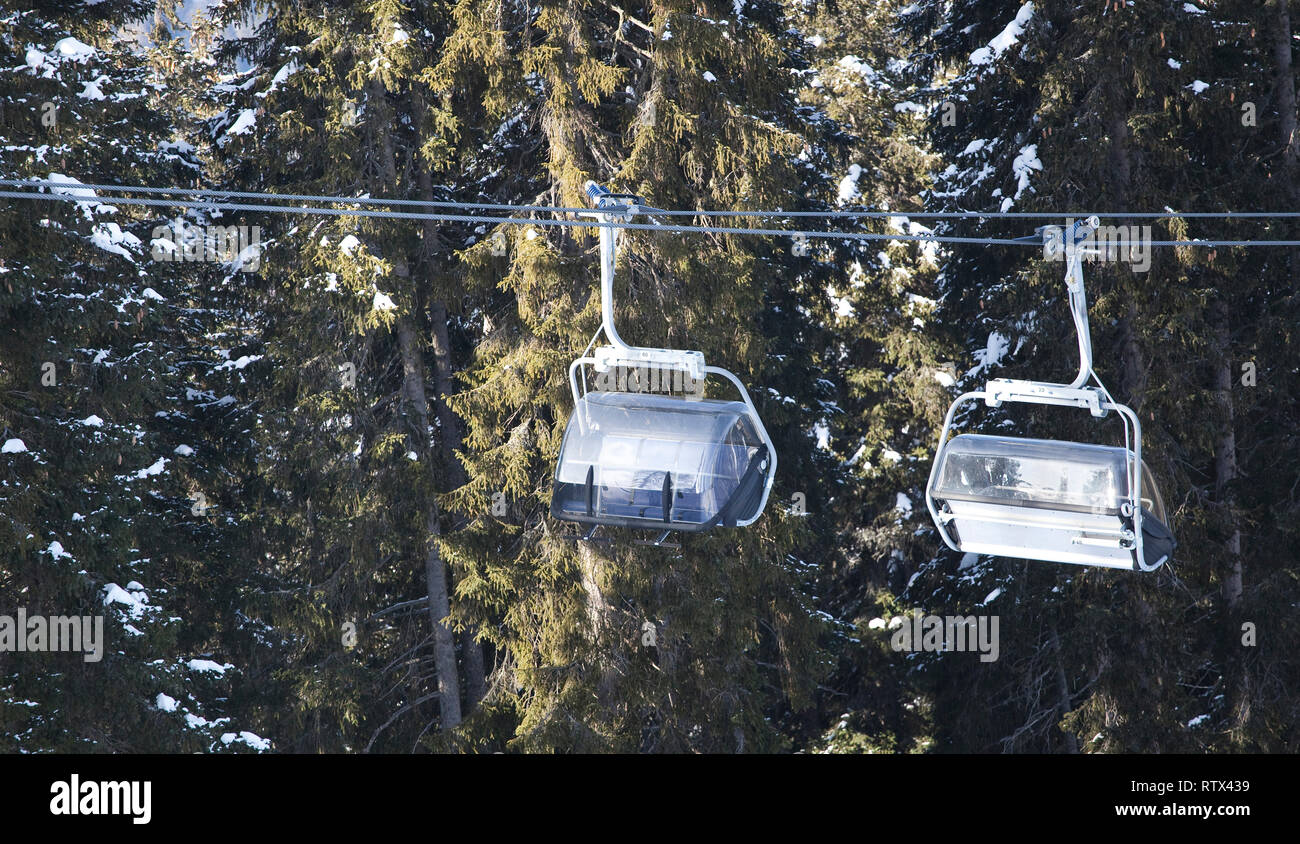 Le téléphérique de ski Dolomites italiennes Banque D'Images