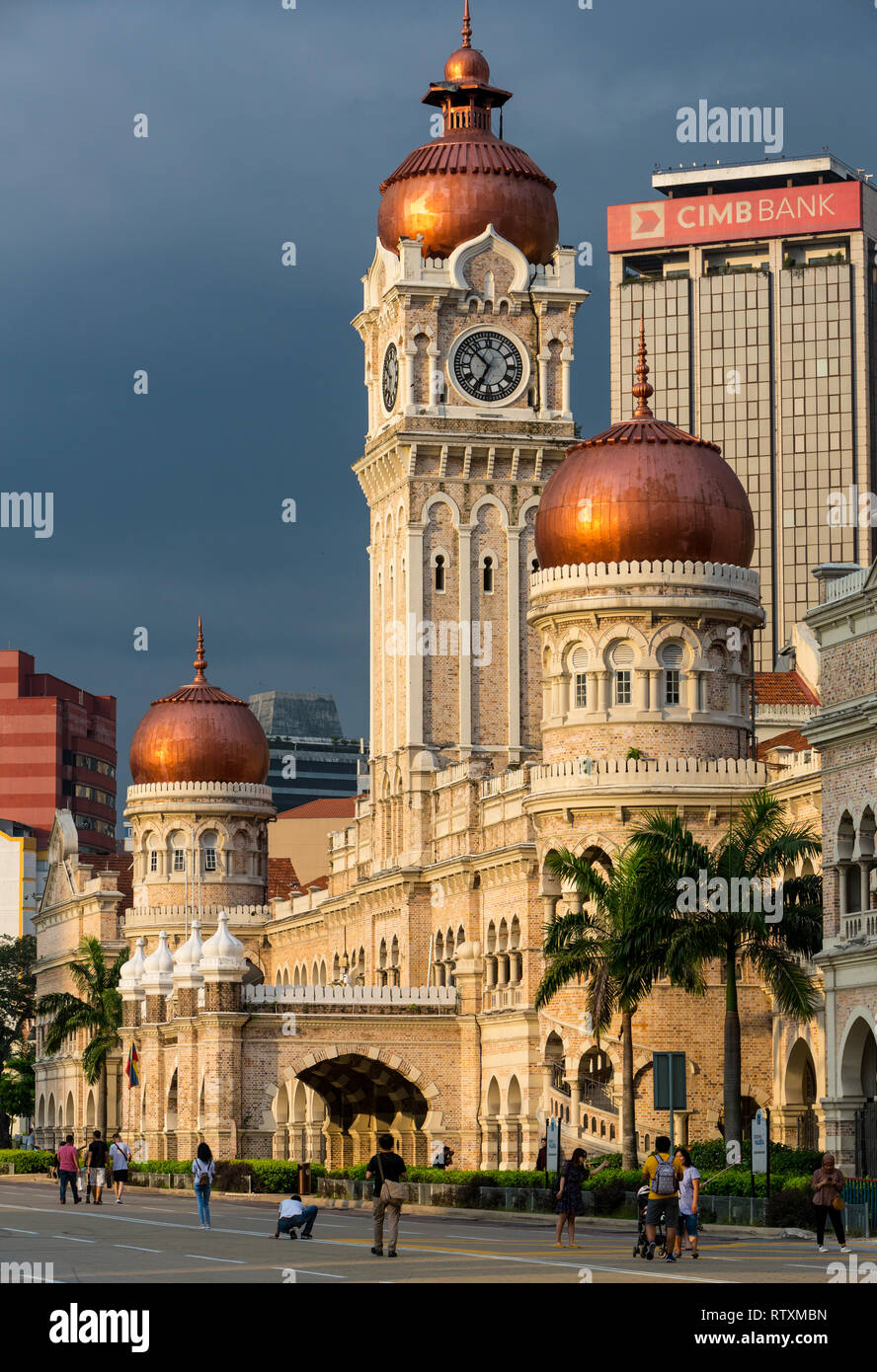 L'architecture mauresque. Sultan Abdul Samad Building, ancien siège de l'administration coloniale britannique. Kuala Lumpur, Malaisie. Banque D'Images