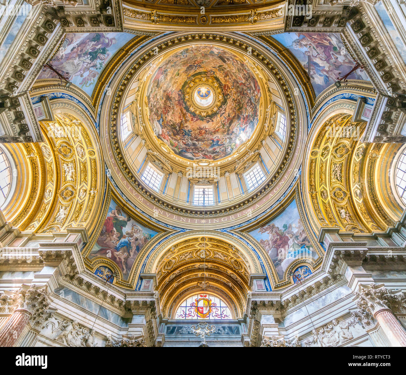 L'incroyable coupole de l'église de Sant'Angese en Agone à Rome, Italie. Banque D'Images
