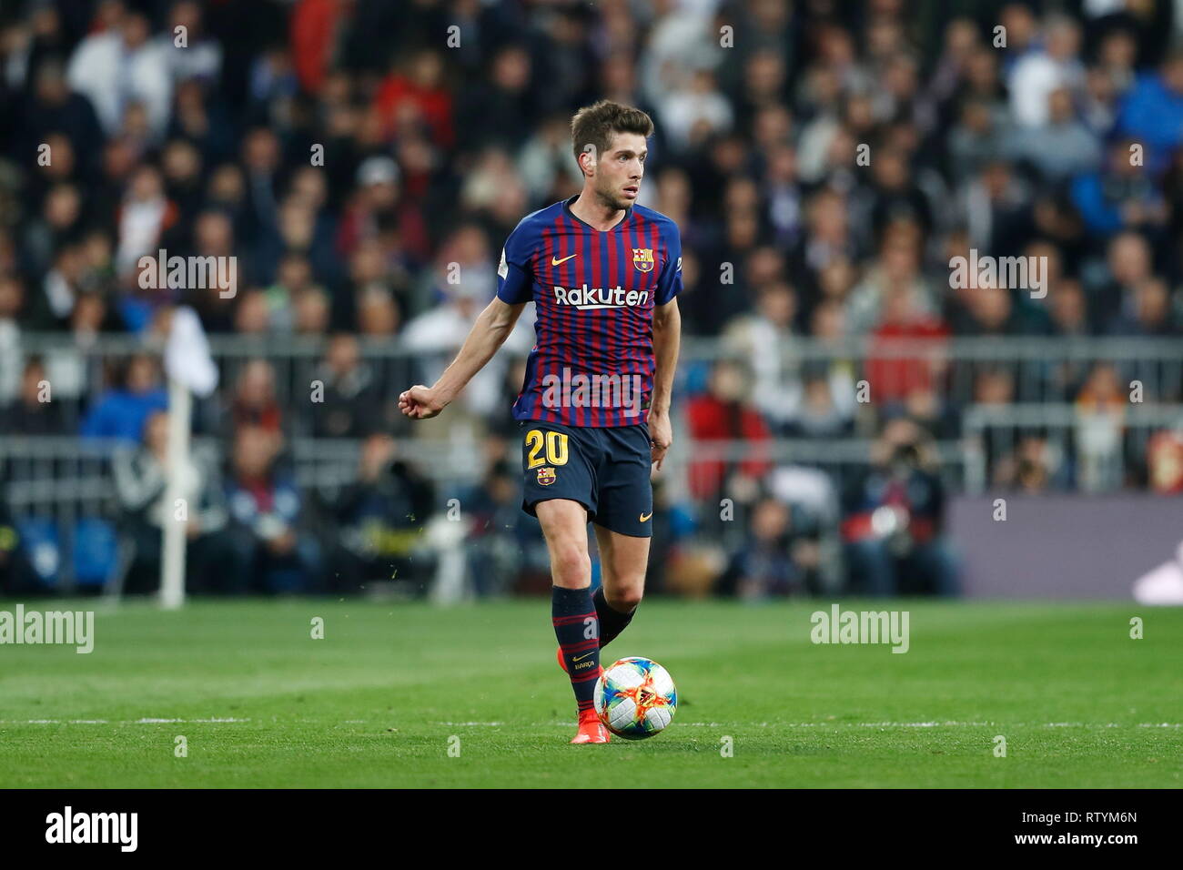 Madrid, Espagne. Feb 27, 2019. Sergi Roberto (Barcelone) Football/soccer : espagnol 'Copa del Rey' 2e demi-finale match aller entre le Real Madrid CF 0-3 FC Barcelone au Santiago Bernabeu à Madrid, Espagne . Credit : Mutsu Kawamori/AFLO/Alamy Live News Banque D'Images