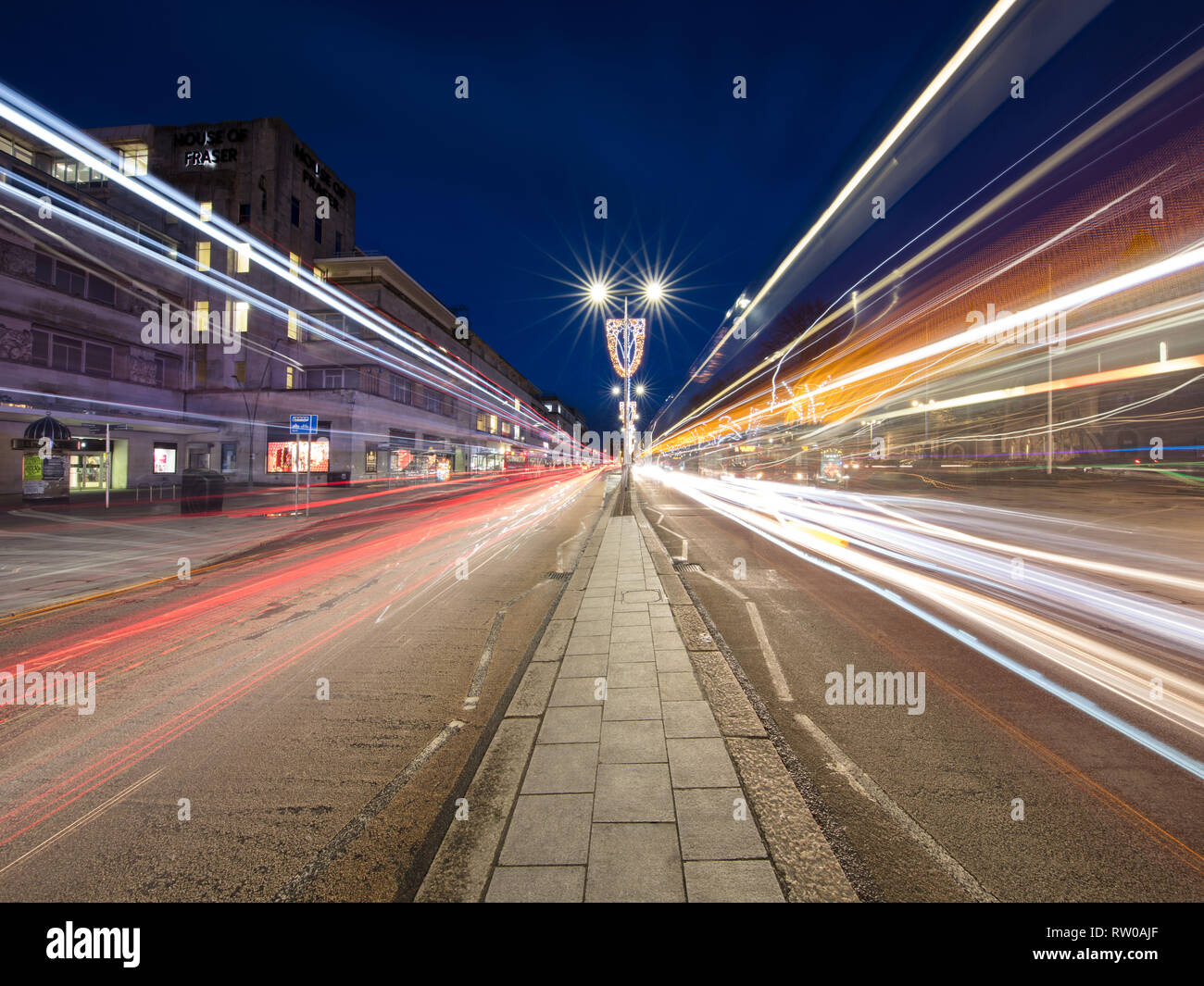 Royal Parade du trafic à Noël dans le Devon, UK Banque D'Images