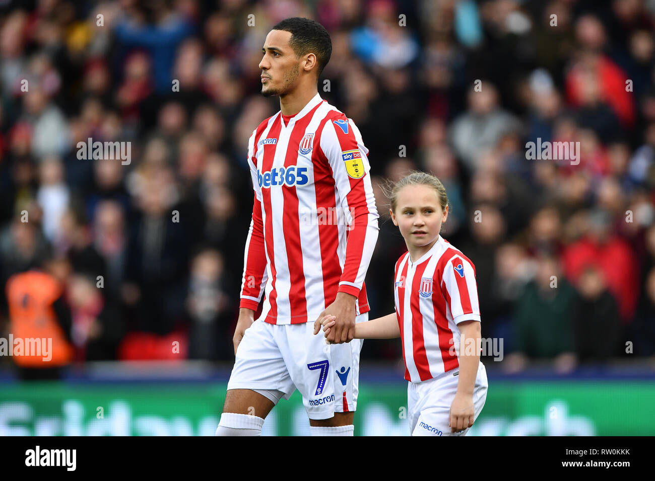 2 mars 2019, Bet 365 Stadium, Stoke-on-Trent, Angleterre ; Sky Bet Championship, Stoke City vs Nottingham Forest ; Tom Ince (7) de Stoke City fait son chemin sur le terrain de crédit : Jon Hobley/News Images images Ligue de football anglais sont soumis à licence DataCo Banque D'Images