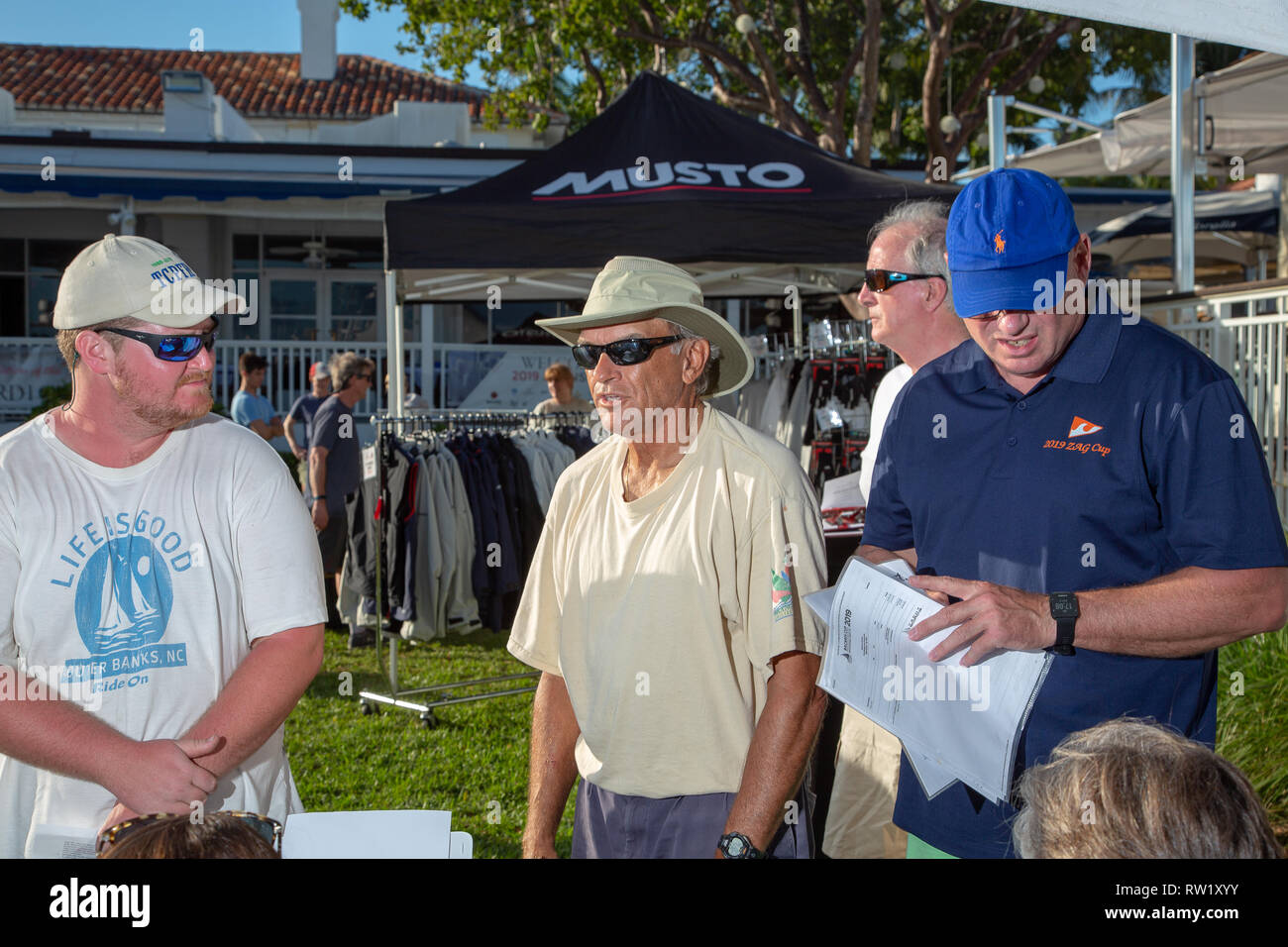 International Star Class Yacht Racing Association marins participant à la Régate Coupe du Bacardi 2019 Inscription Pour vous inscrire à l'événement Banque D'Images