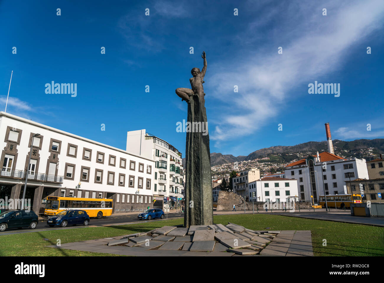 Autonomie Denkmal auf der Praca da Autonomia, Funchal, Madeira, Portugal, Europa | Monument Autonomie à Praça da Autonomia, Funchal, Madère, Portug Banque D'Images