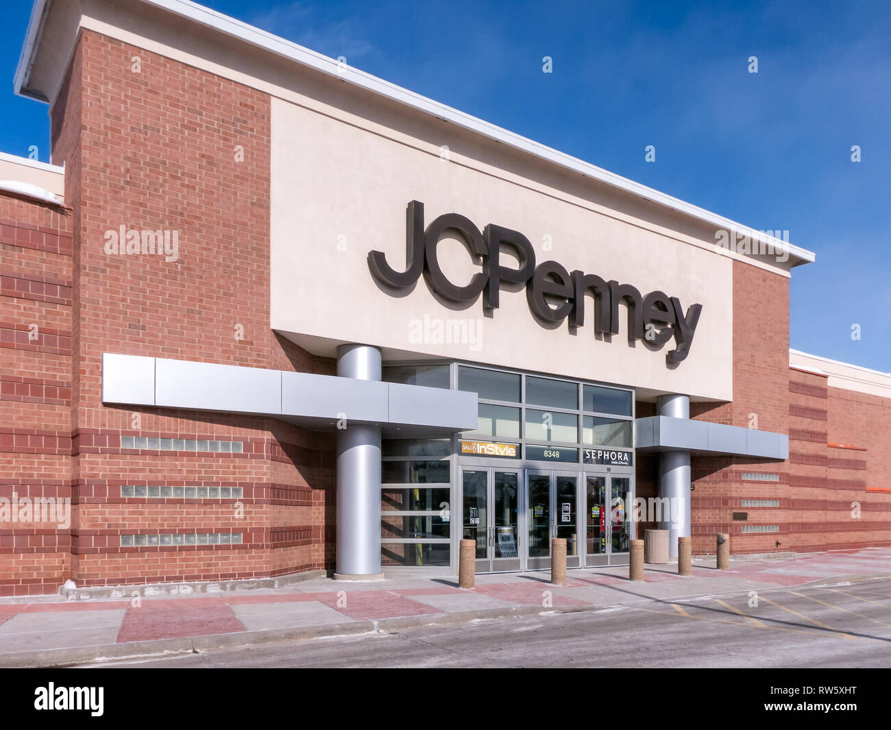 ST. PAUL, MN/USA - 3 mars, 2019 : JC Penny store extérieur et le logo de marque. J. C. Penney Company, Inc. est une chaîne de magasins américains. Banque D'Images