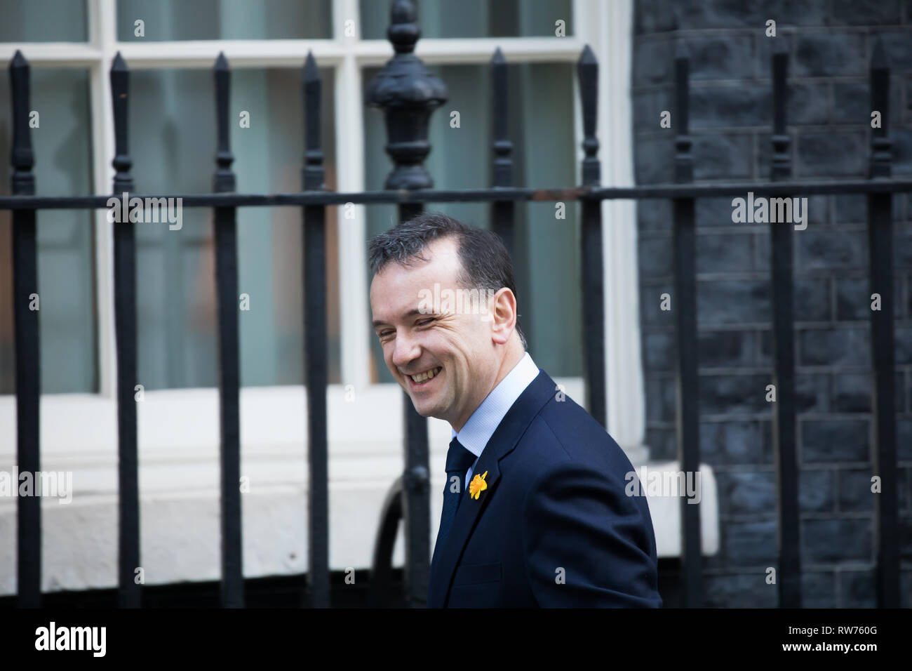 Londres, Royaume-Uni. 5e Mar, 2019.Le Secrétaire d'État pour le pays de Galles l'Alun Rt Hon MP Cairns arrive pour la réunion hebdomadaire du cabinet au 10 Downing Street à Londres. Credit : Keith Larby/Alamy Live News Banque D'Images