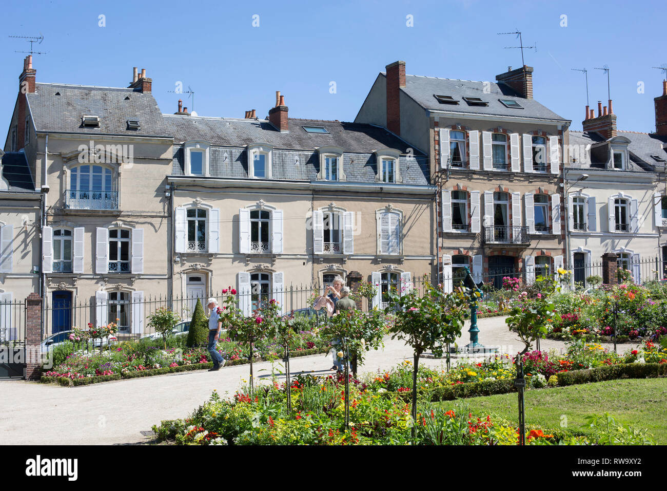 Le Mans (nord-ouest de la France) : maisons mitoyennes sur la "rue Premartine' street et le jardin botanique, 'Jardin des plantes', Banque D'Images
