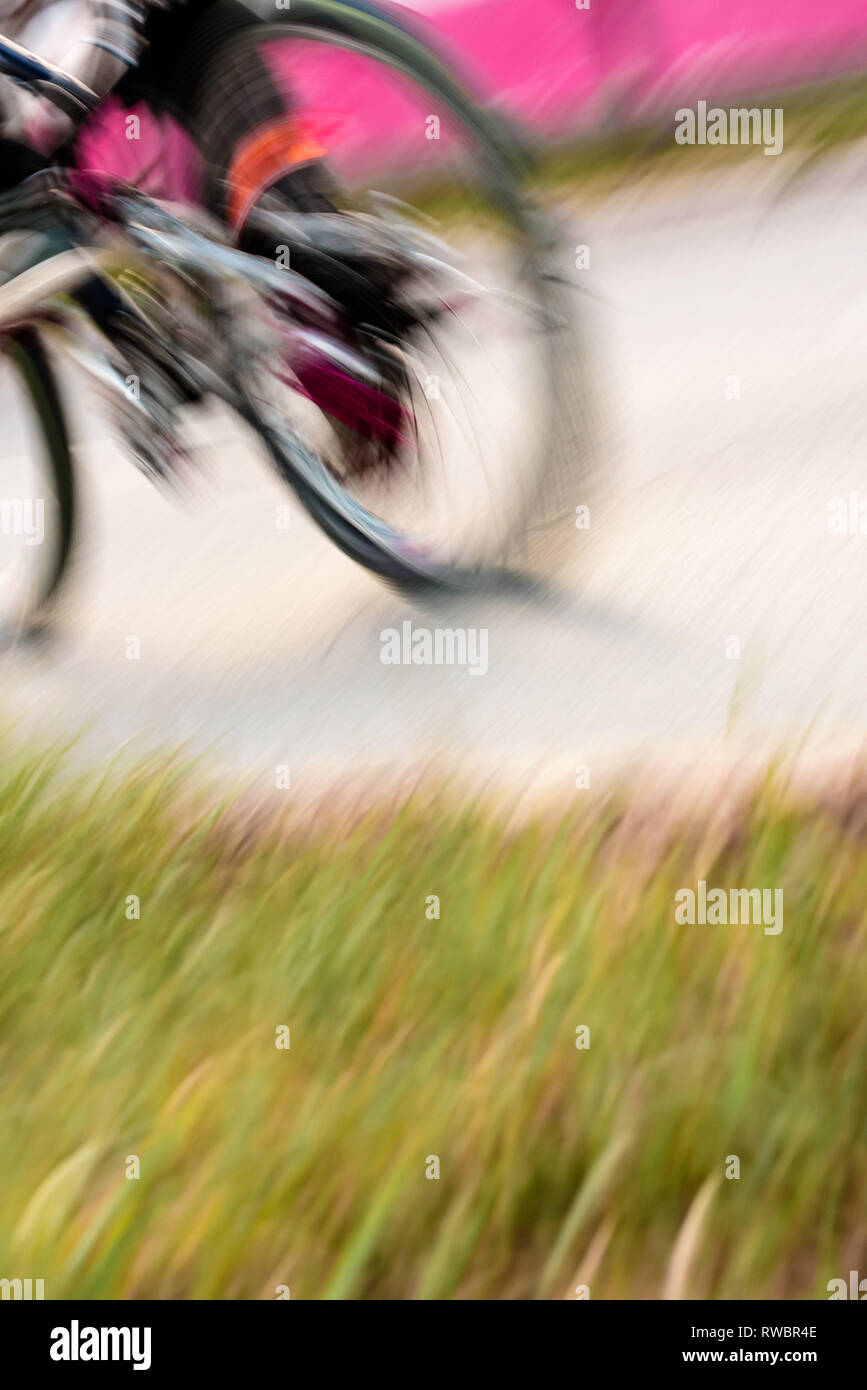 Motion Blur roue de bicyclette, sports et loisirs Résumé Contexte Banque D'Images
