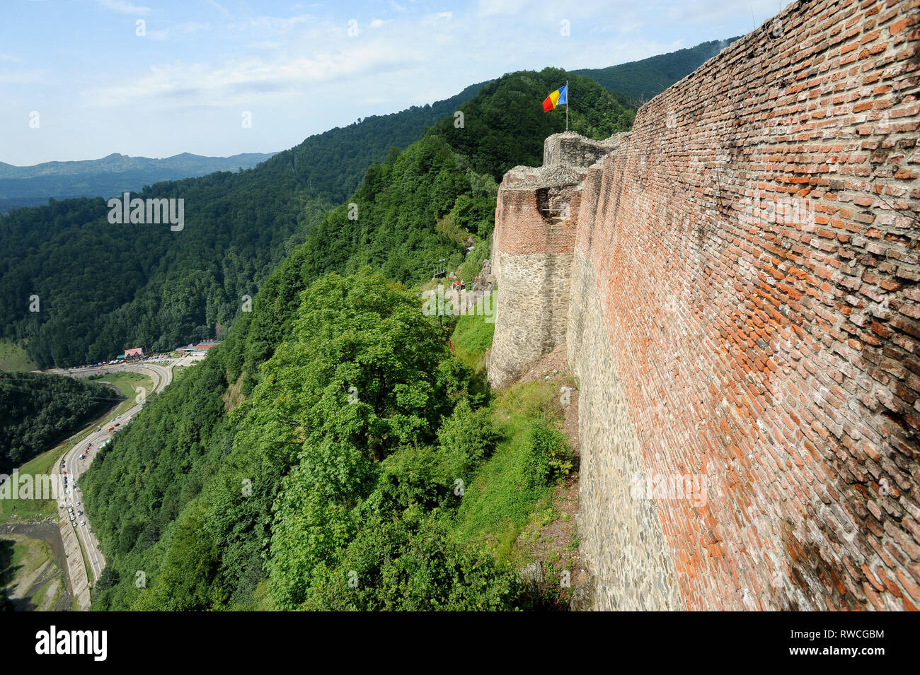 Cetatea gothique (Château Poenari Poenari) dans Poenari, Roumanie. 19 juillet 2009, construite en XIII siècle et reconstruit en XV siècle par Vlad l'Empaleur voivo Banque D'Images