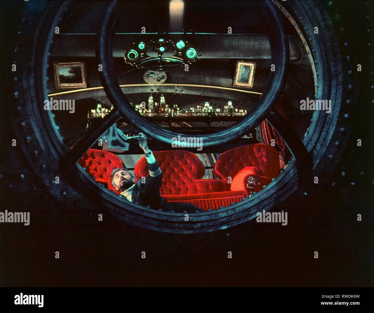 JAMES MASON, 20 000 lieues sous la mer, 1954 Banque D'Images