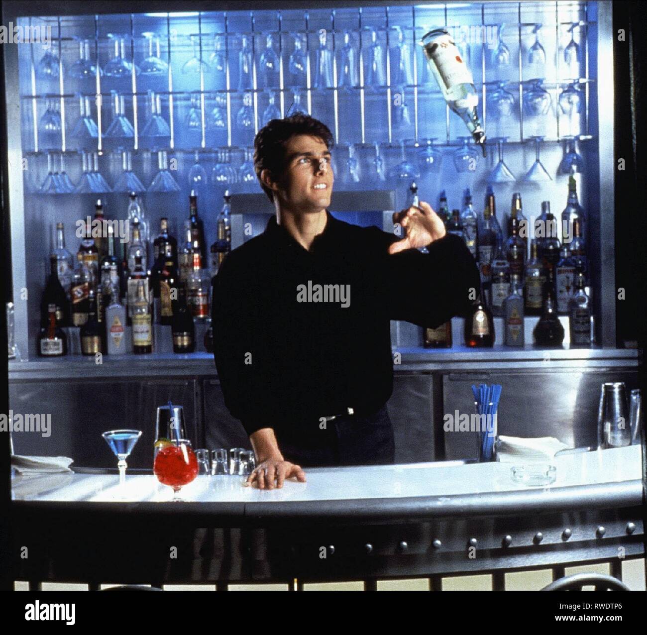 TOM CRUISE, cocktail, 1988 Banque D'Images