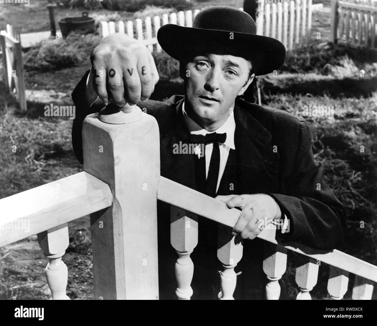 ROBERT MITCHUM, LA NUIT DU CHASSEUR, 1955 Banque D'Images