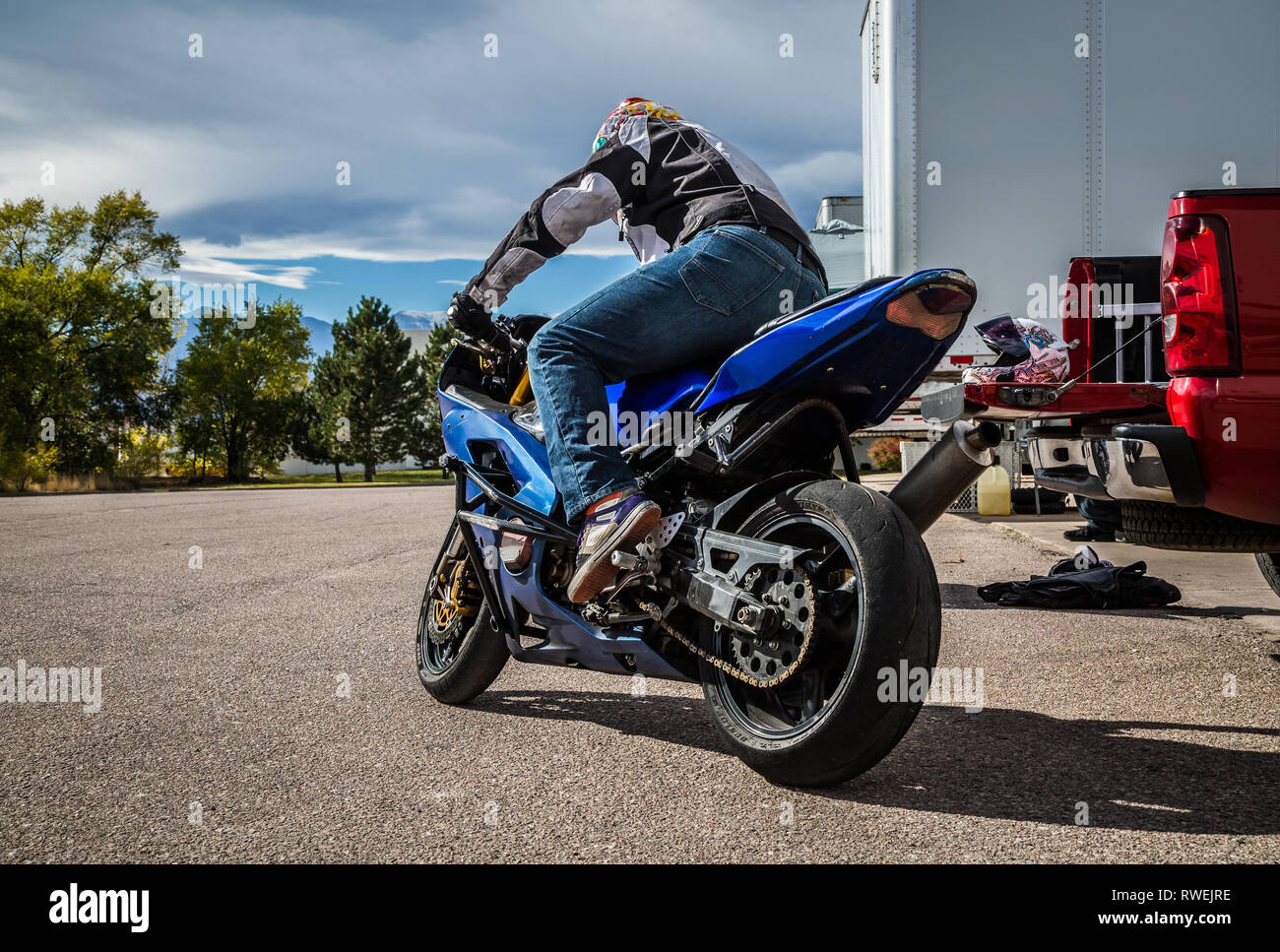 Wheelie Moto Banque d'image et photos - Alamy