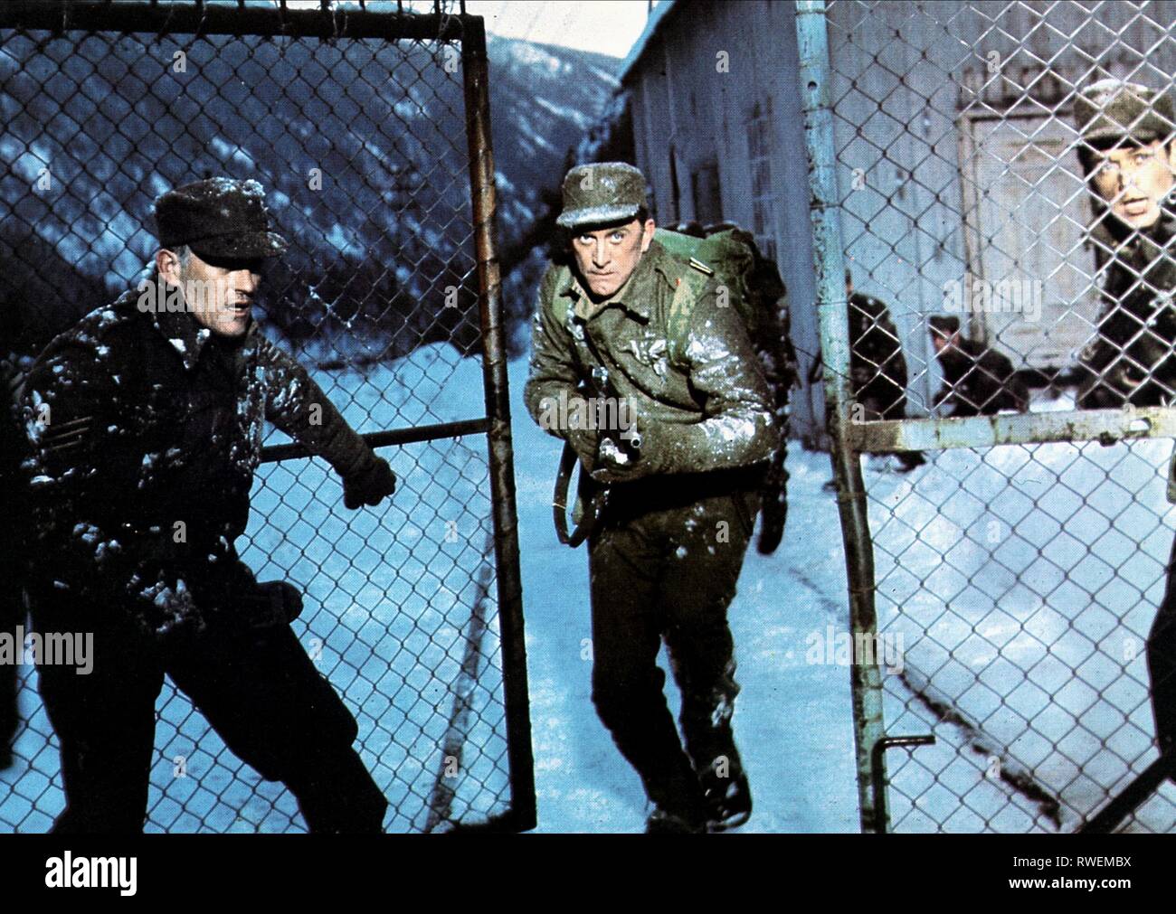 Scène avec KIRK DOUGLAS, LES HÉROS DE TELEMARK, 1965 Banque D'Images