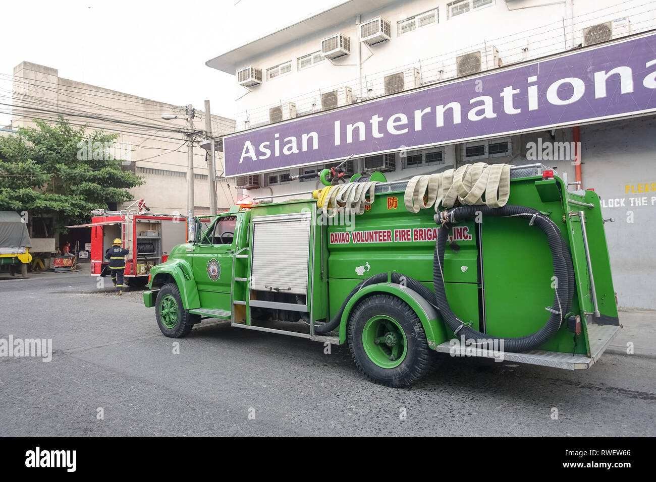 Camion de Pompiers volontaires répondant à Davao City, Philippines Banque D'Images