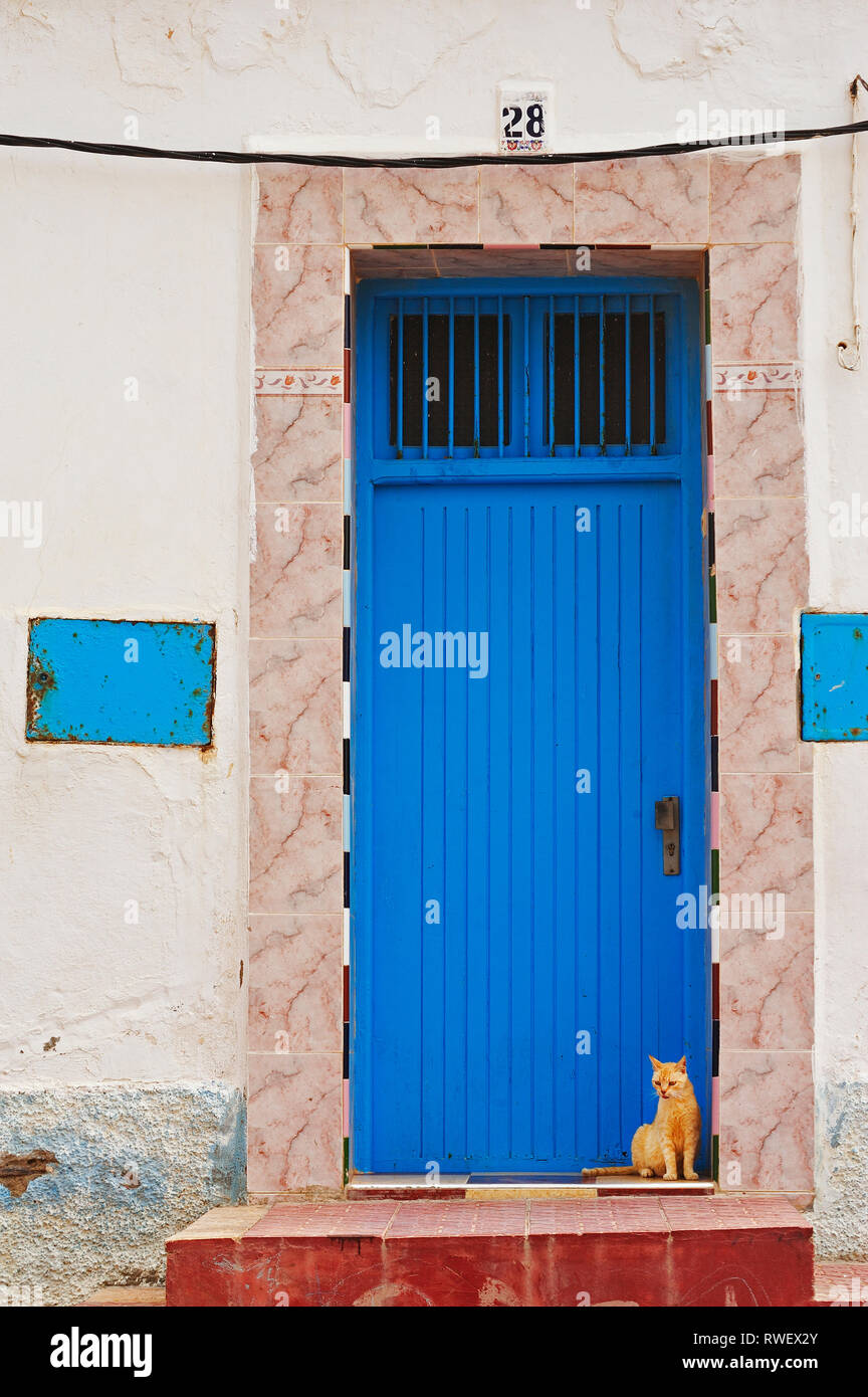 Porte, Sidi Ifni, Maroc Banque D'Images