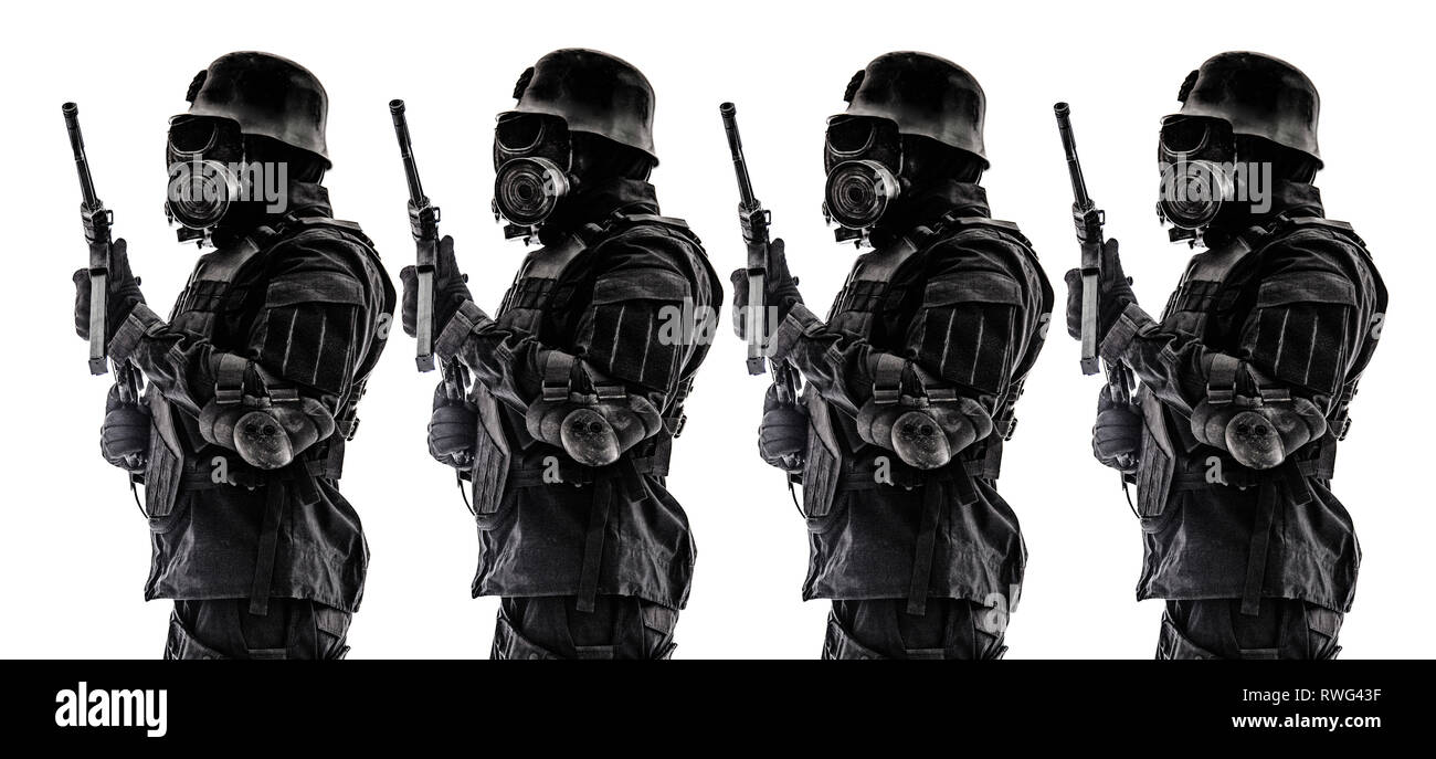 Ligne de soldats nazis futuristes. Banque D'Images