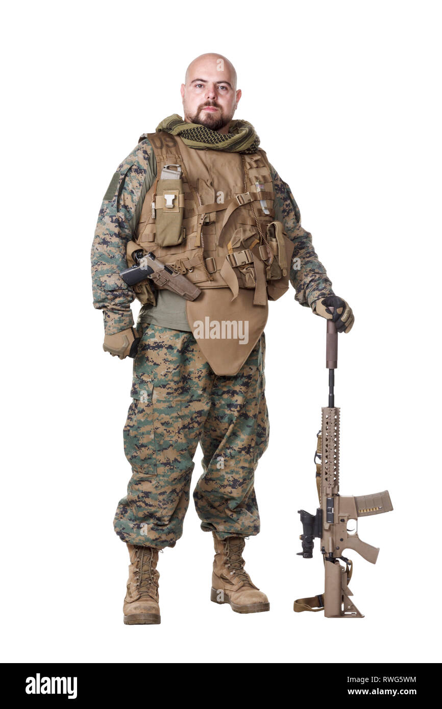 Membre de l'élite marksman U.S. Marine Corps équipé de fusil. Banque D'Images