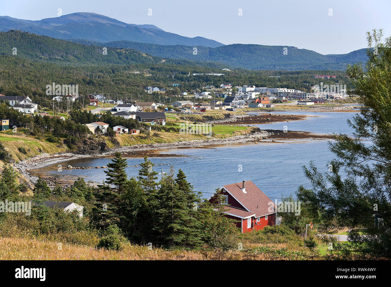 Extrémité nord de Rocky Harbour le long de la rive Bear Cove, Bonne Bay, Newfoundland, Canada Banque D'Images