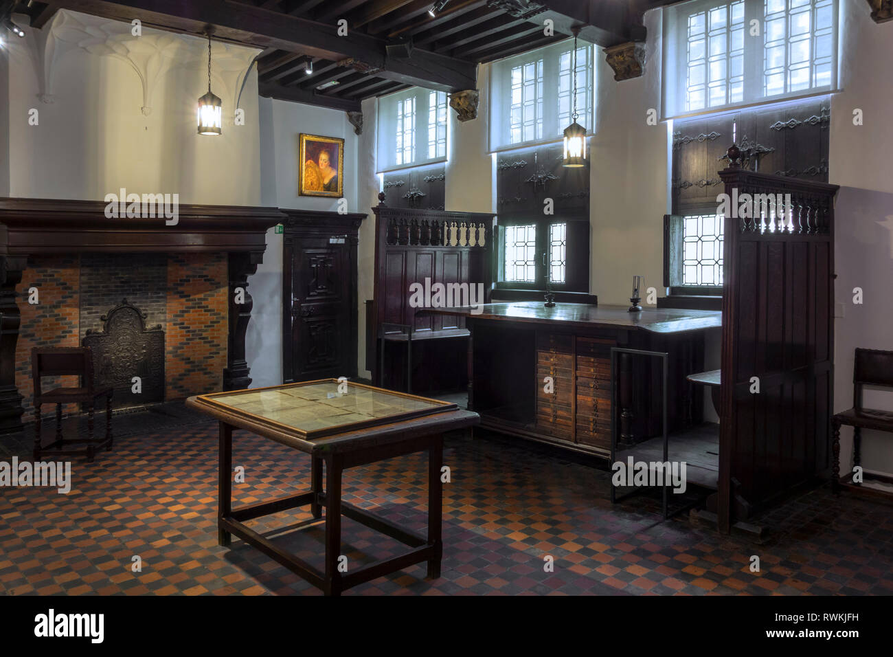 Grande table dans la relecture / correcteurs' prix, Musée Plantin-Moretus / Plantin-Moretusmuseum sur les imprimantes du 16ème siècle, Anvers, Belgique Banque D'Images