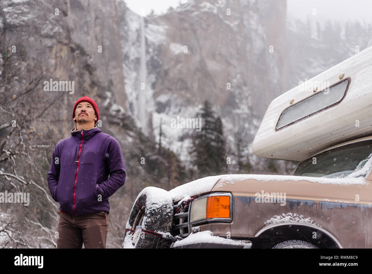 Devant le camping car Banque de photographies et d’images à haute