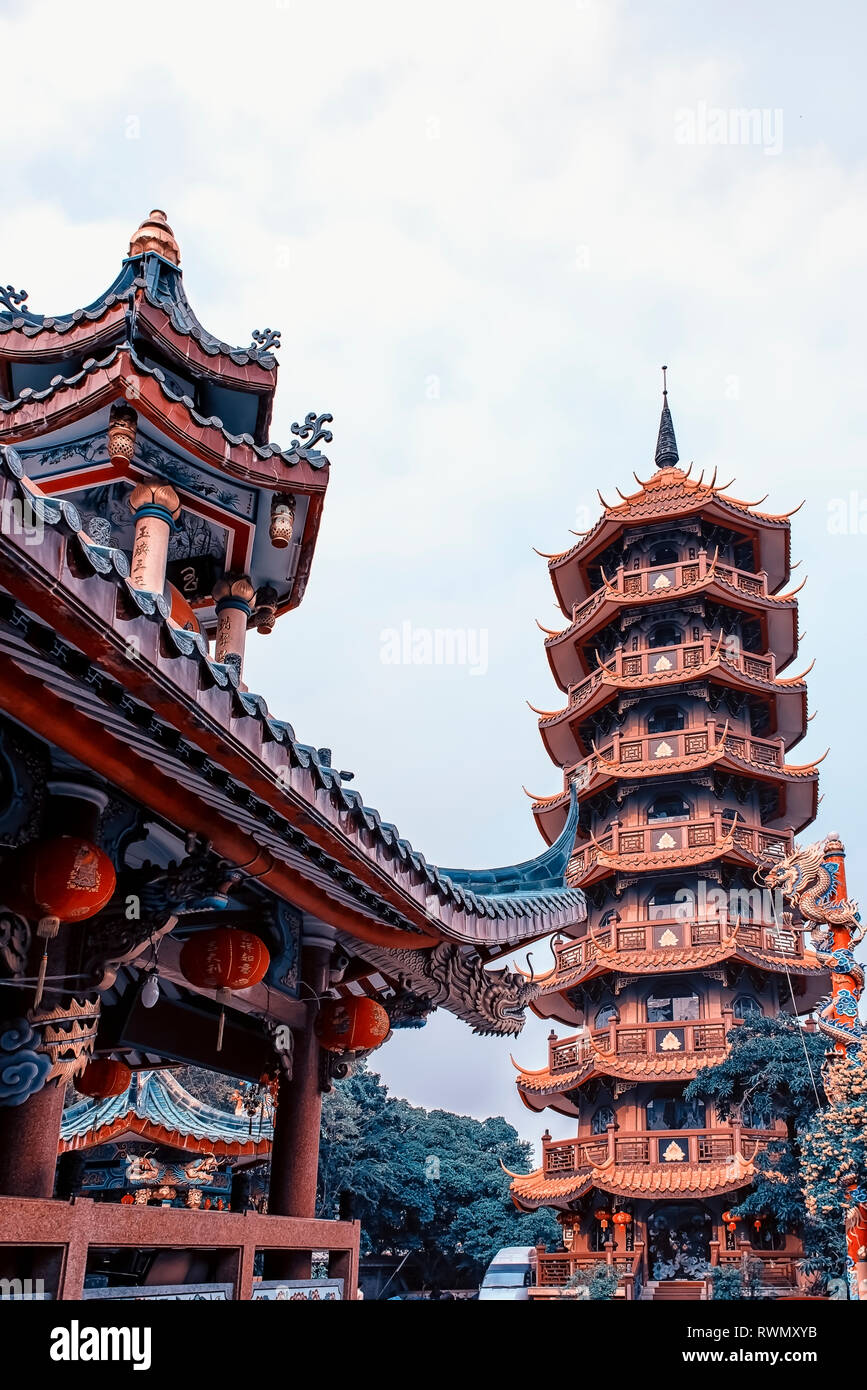 Che Chin Khor Chinese style temple et pagode à Bangkok, Thaïlande Banque D'Images