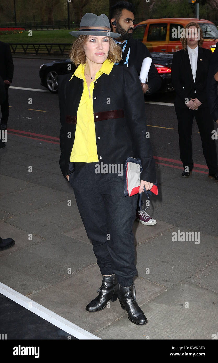 Apr 17, 2015 - Londres, Angleterre, Royaume-Uni - l'Asian Awards 2015, Grosvenor House Hotel - La photo montre des arrivées : Cerys Matthews Banque D'Images