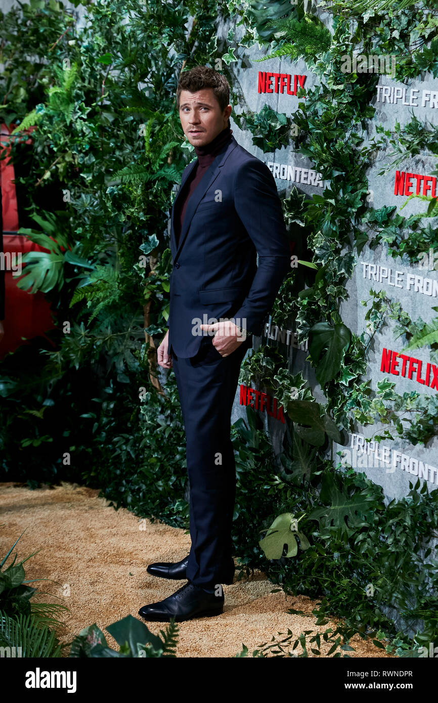 Garrett Hedlund assiste à la Triple Frontera premiere Callao à City Lights à Madrid. Banque D'Images